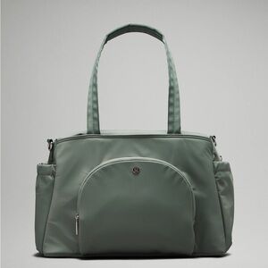 Lululemon New Parent Tote / Diaper Bag